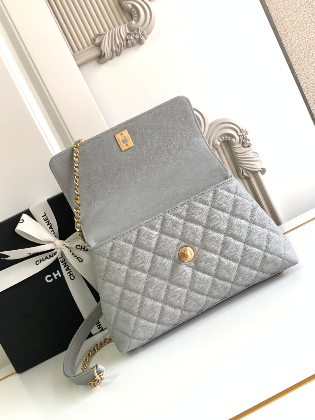 Chanel Elegant Lambskin Shoulder Bag