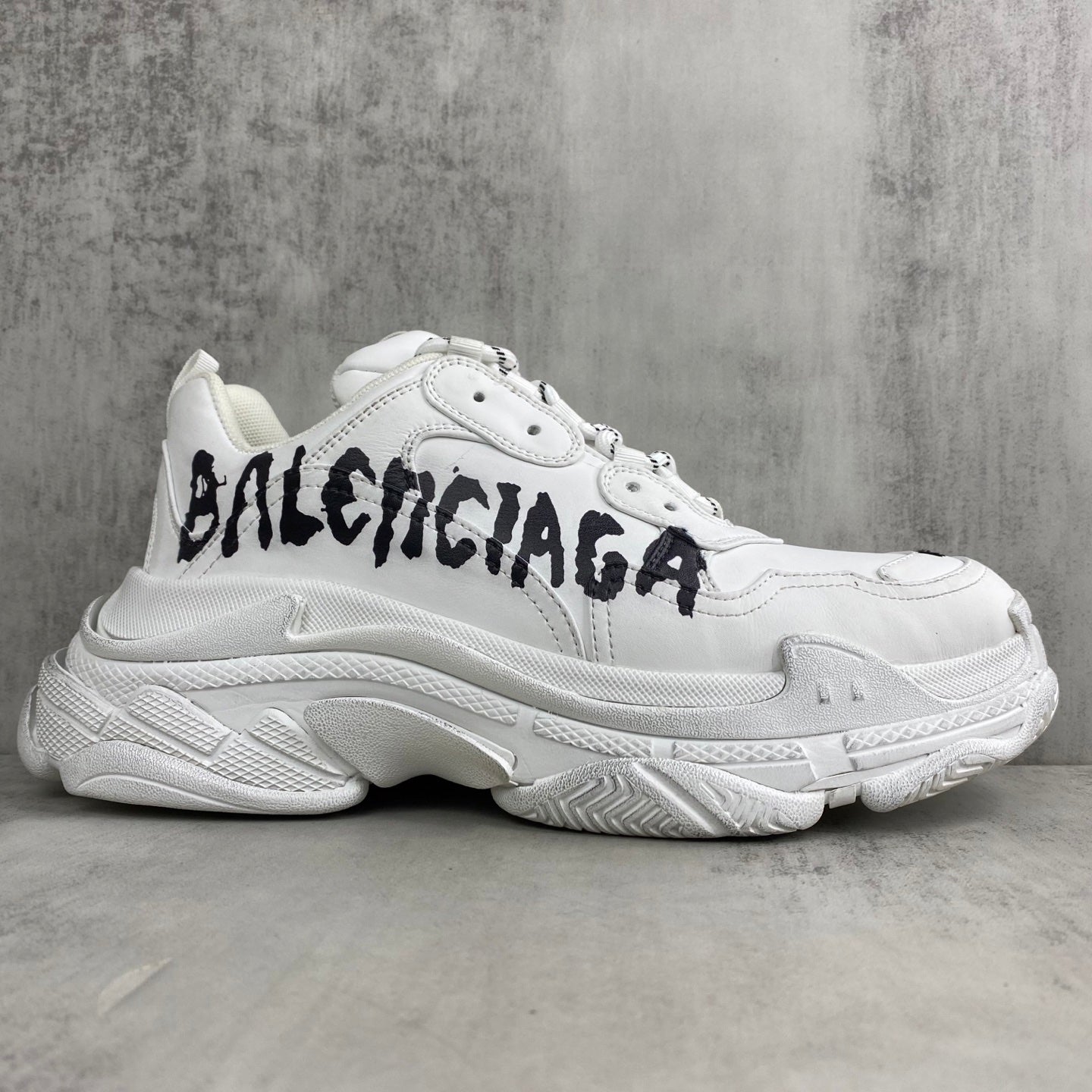 Balenciaga Urban Elegance Tote