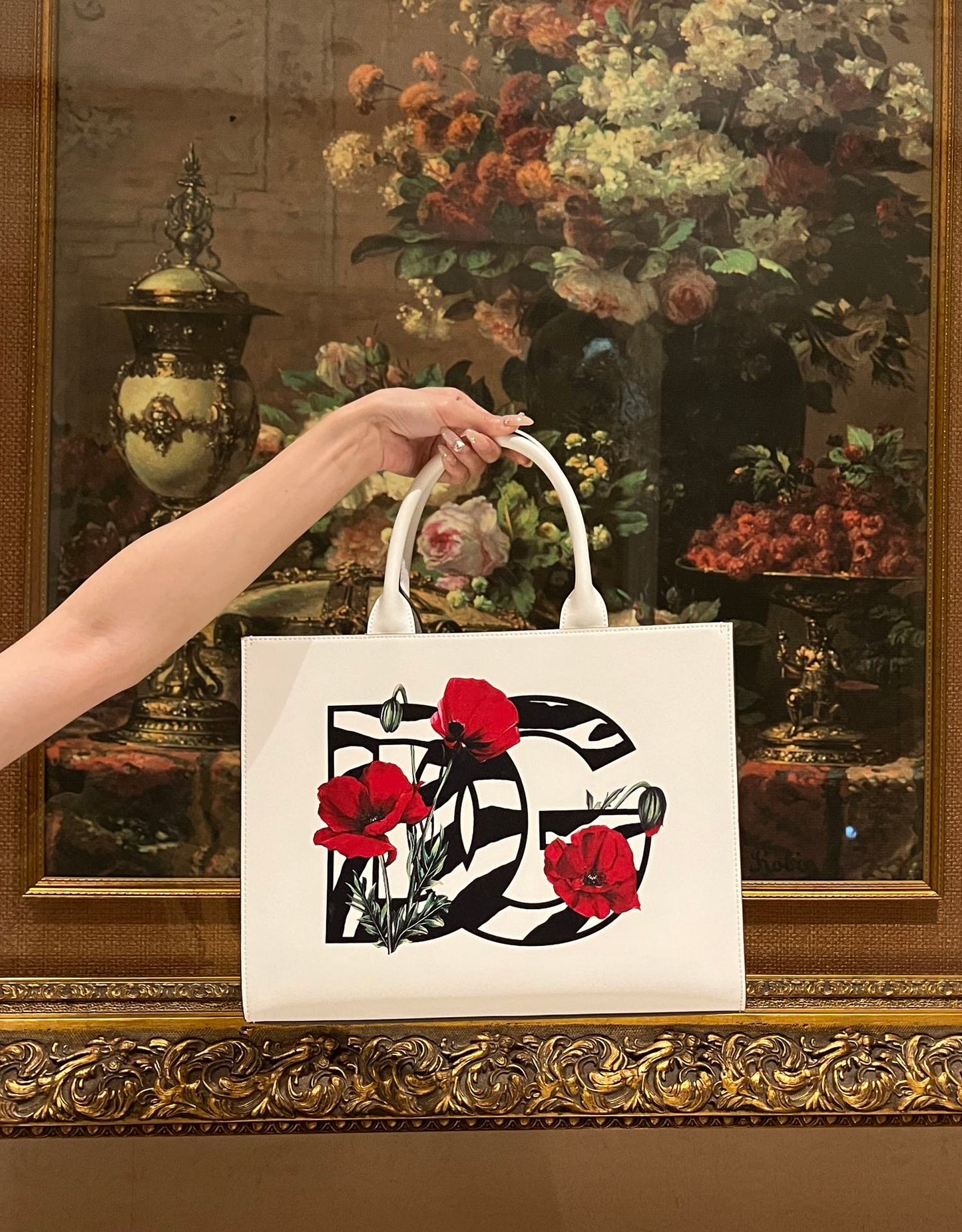 Dolce & Gabbana Dolce & Gabbana Beatrice Medium Tote | White | FARFETCH TW