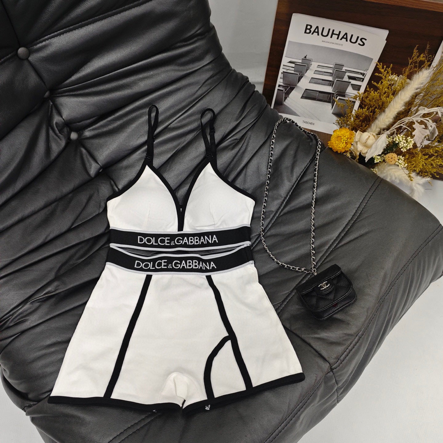 Caprisah White and Black Two-Piece Set Dolce & Gabbana