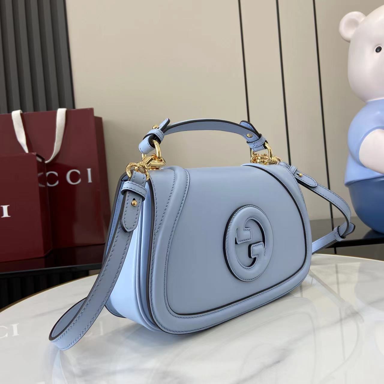 Gucci Blondie Medium Top Handle Bag