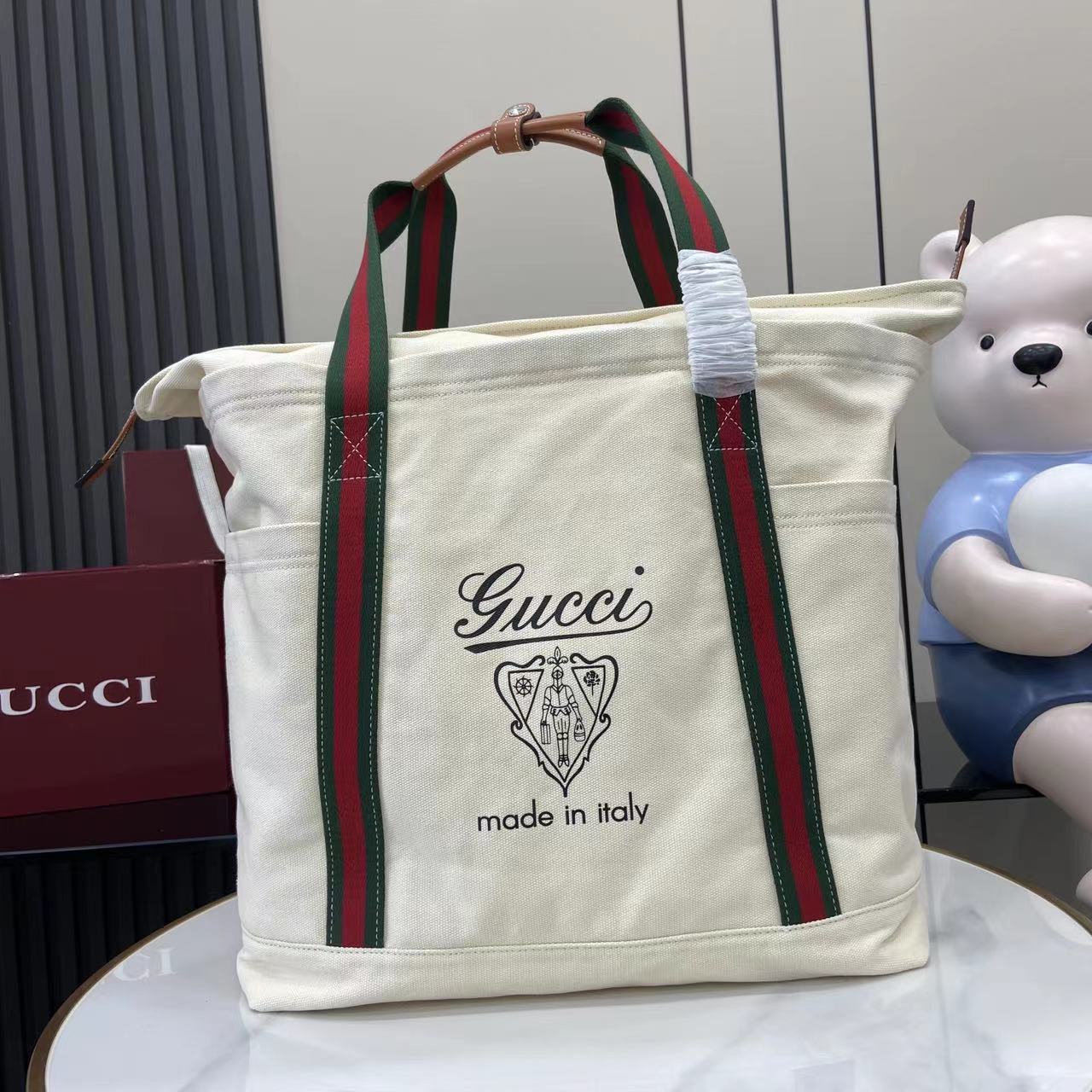 Gucci Printed Canvas Large Tote Bag