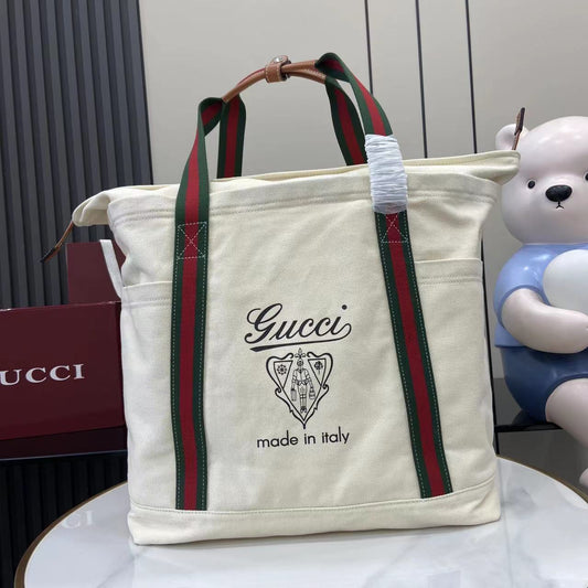 Gucci Printed Canvas Large Tote Bag