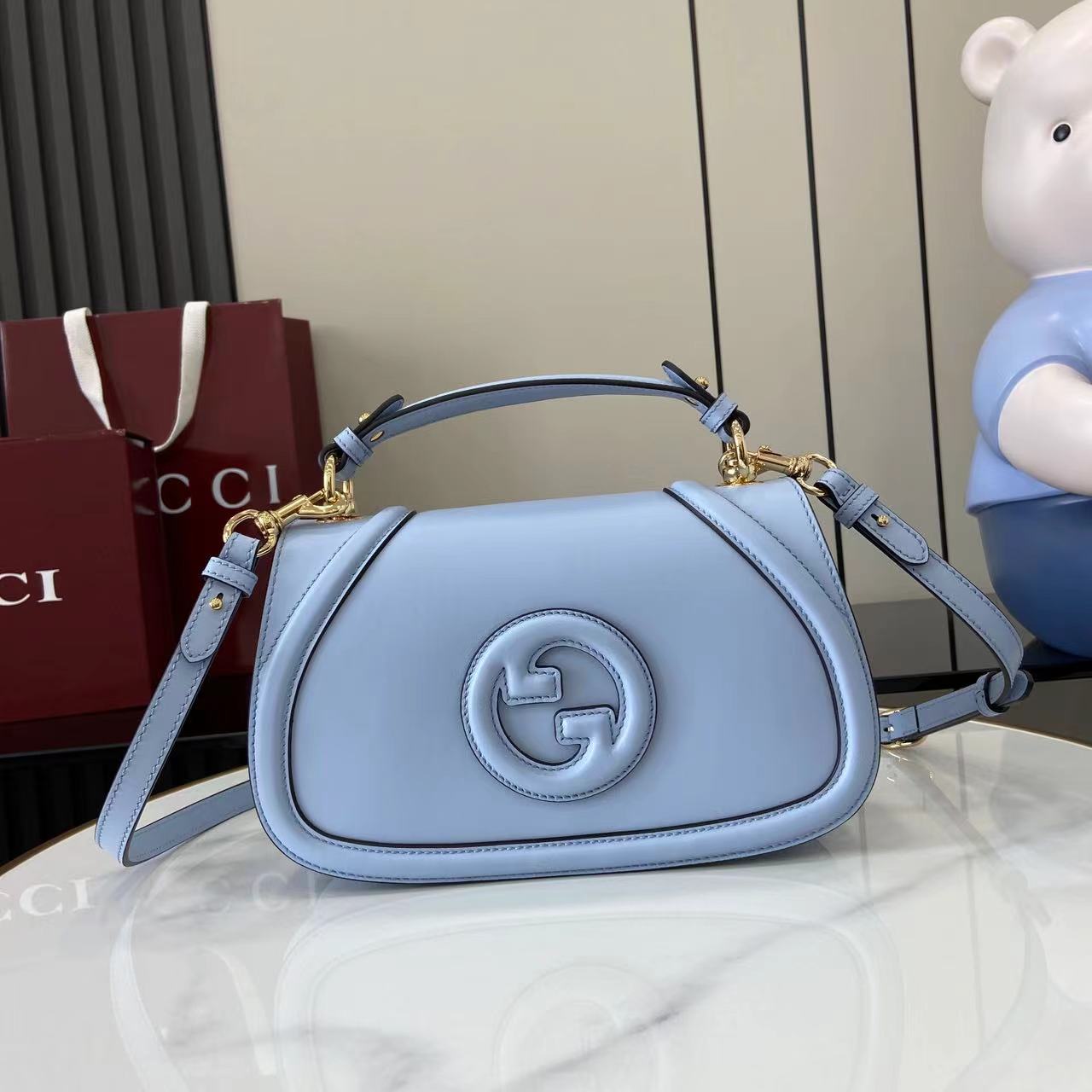 Gucci Blondie Medium Top Handle Bag