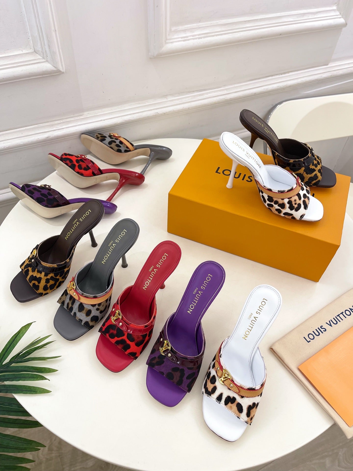 Louis Vuitton Glamour Stroll Sandals