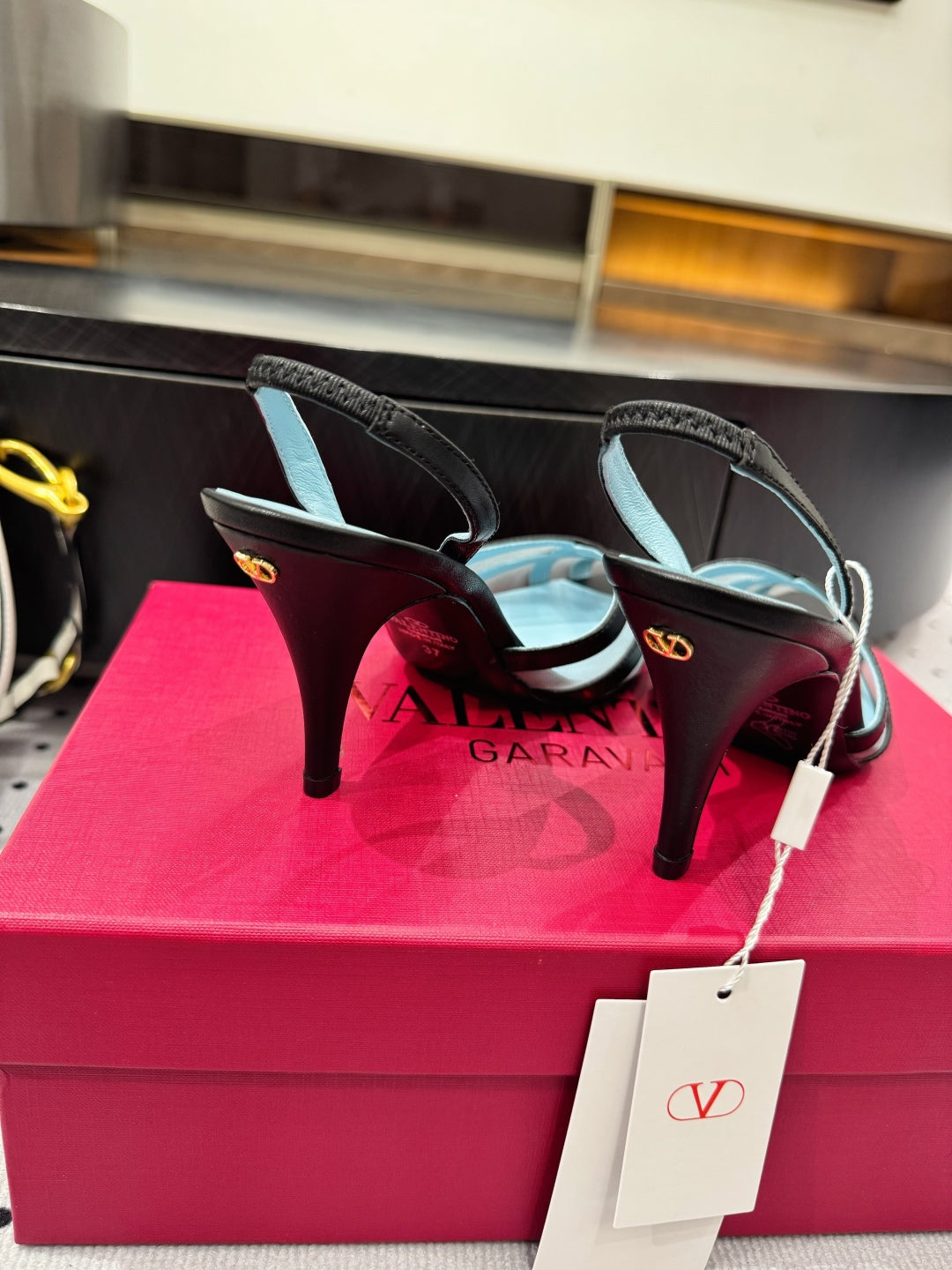 Valentino Rouge Éclat Slingback Heels