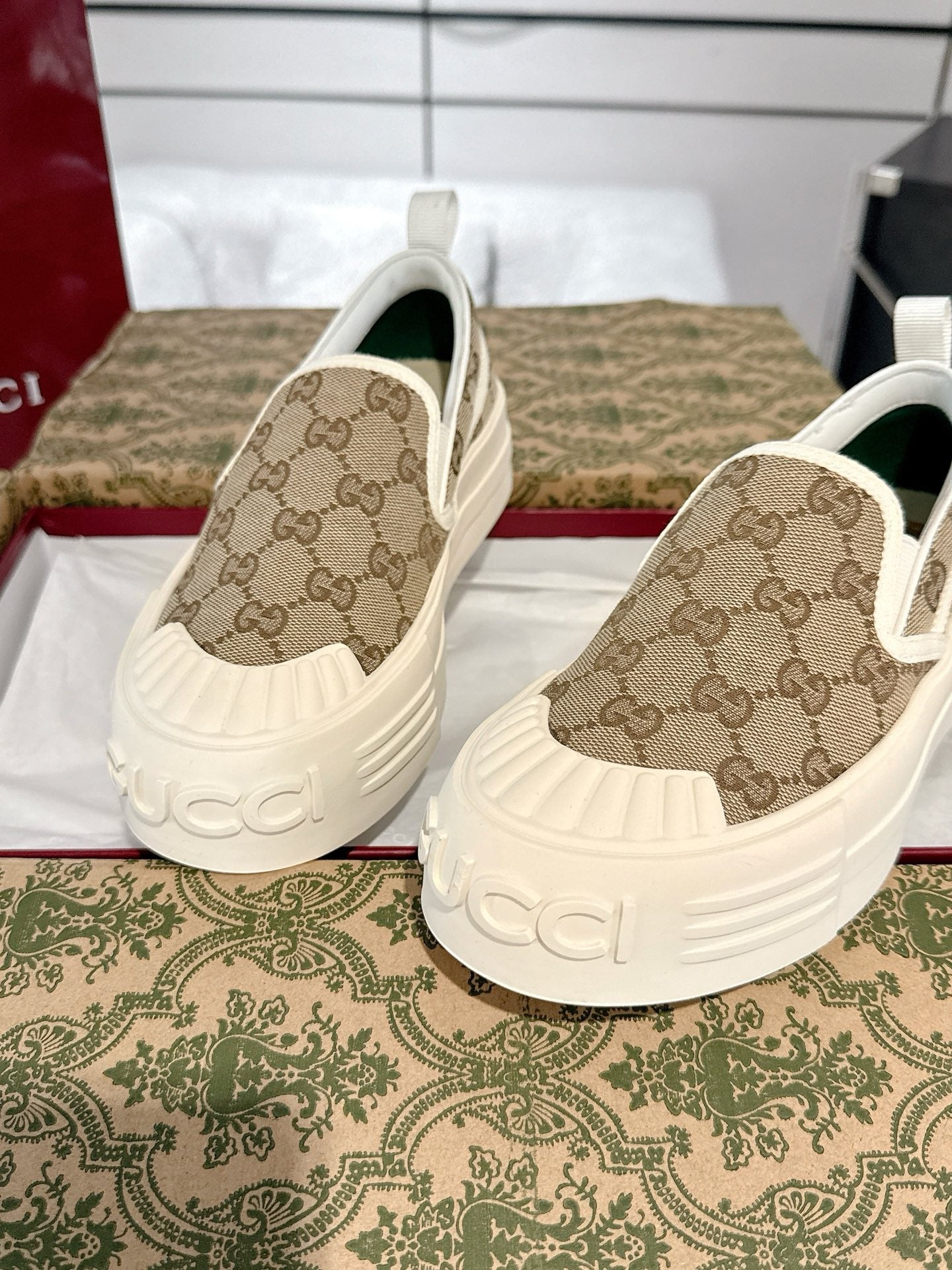 Gucci Women's slip-on sneaker