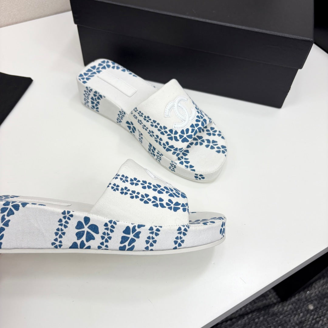 Chanel Timeless Elegance Thong Sandals