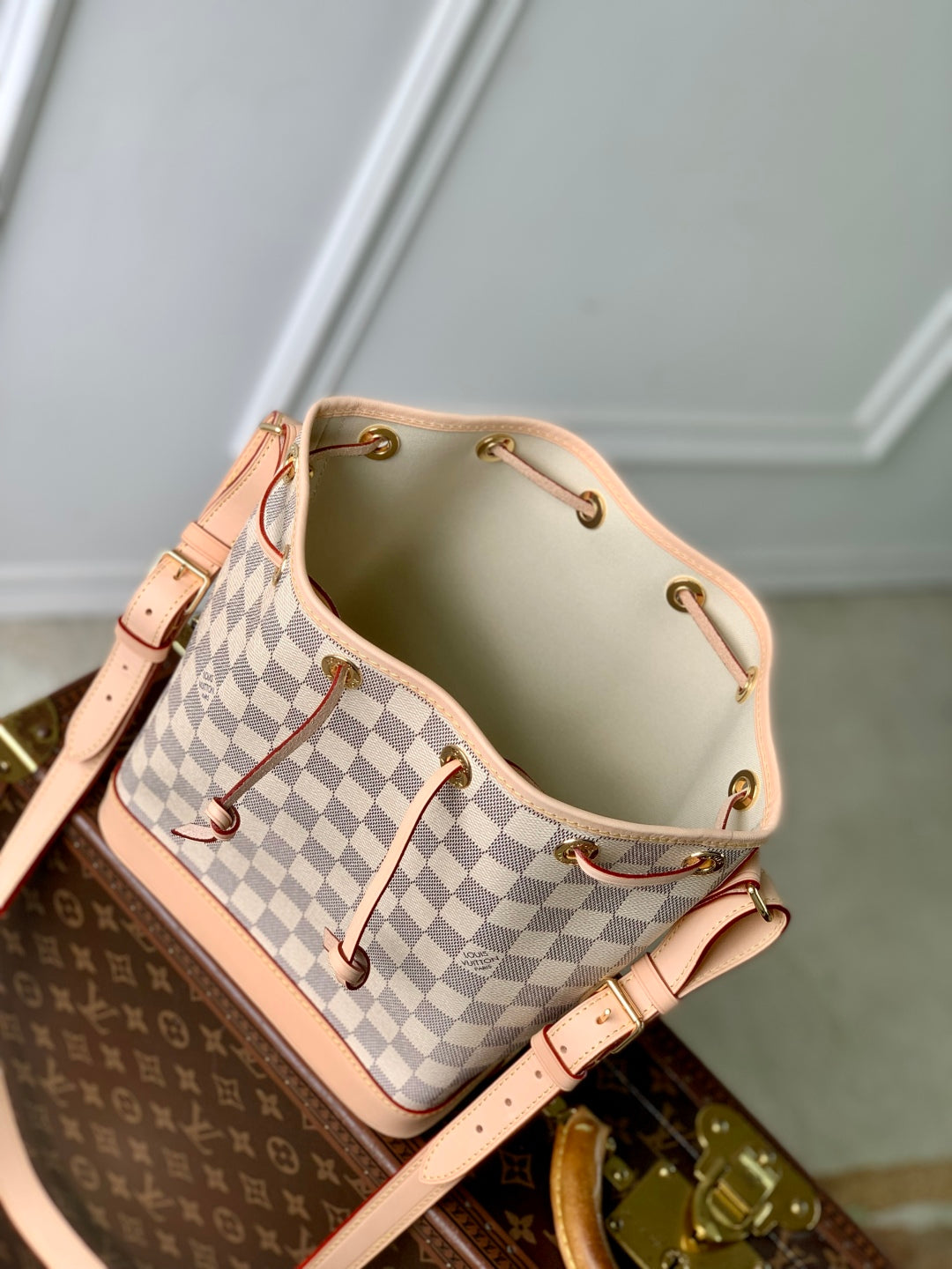 Louis Vuitton Timeless Elegance Bucket Bag