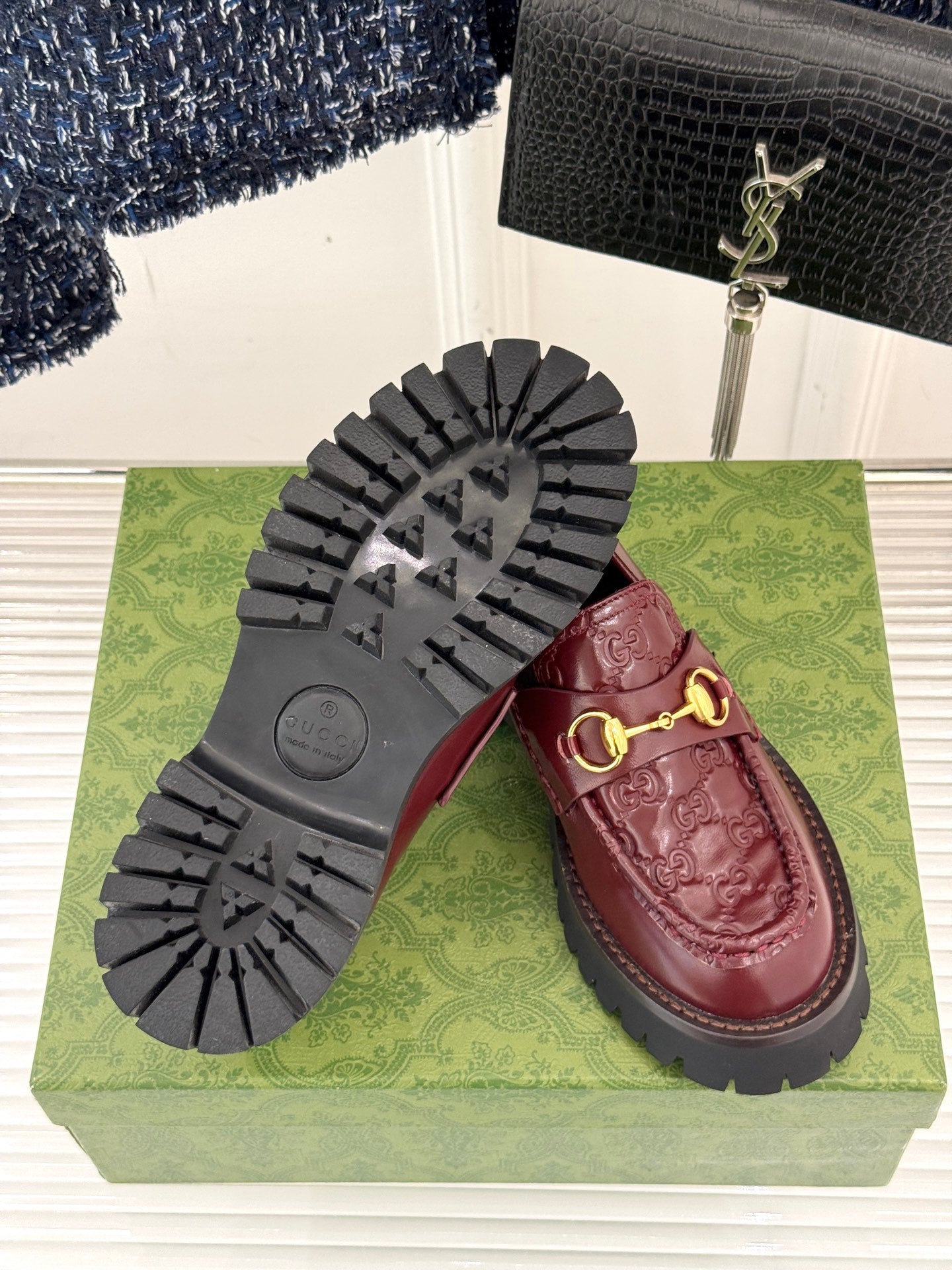 Gucci Women's loafer with Horsebit