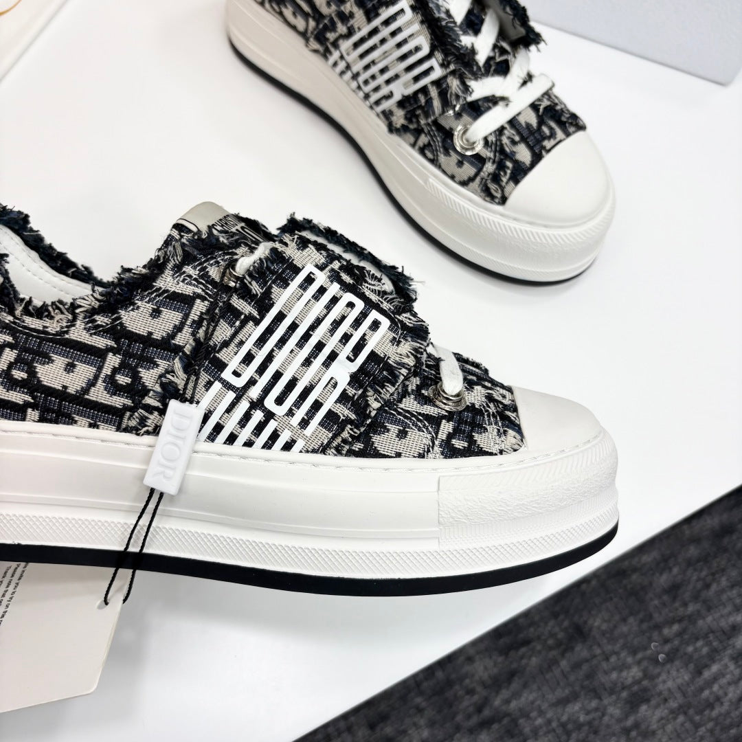 Dior Timeless Elegance Leather Card Holder