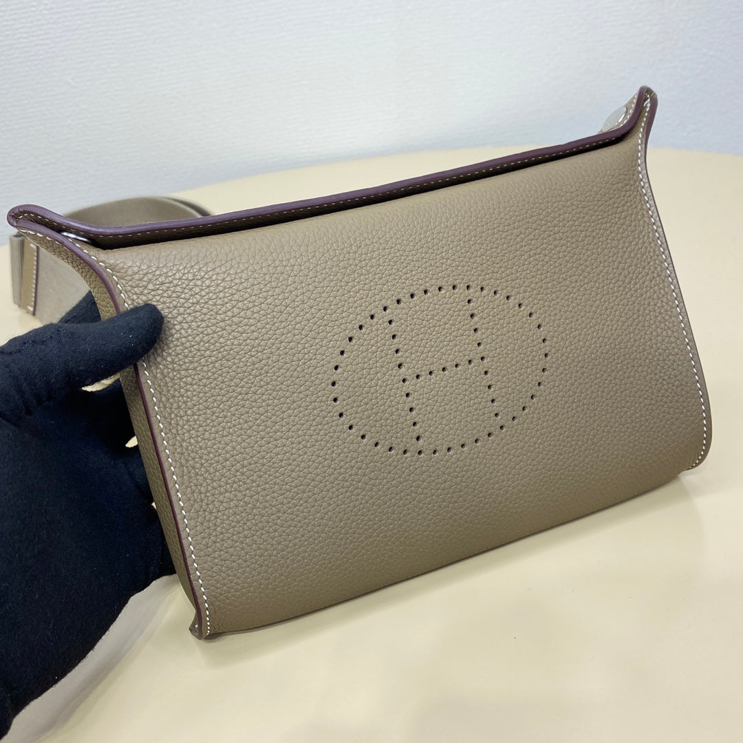 Hermes Timeless Clemence Tote