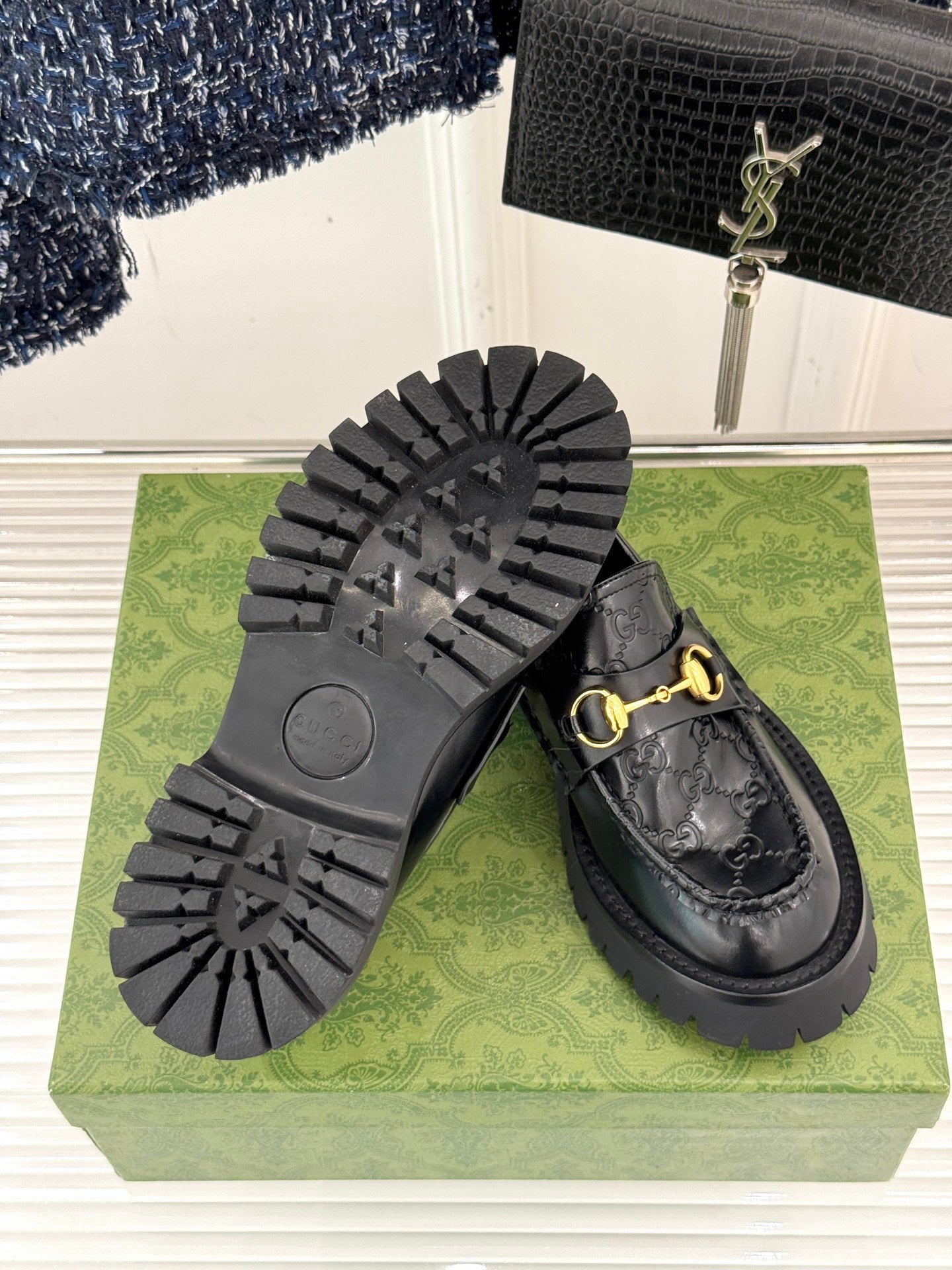 Gucci Women's loafer with Horsebit