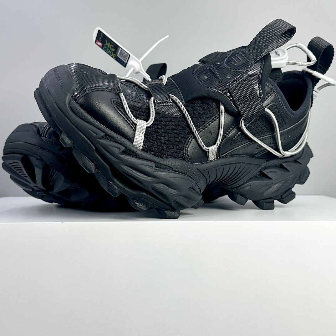 Balenciaga Urban Elegance Keyholder