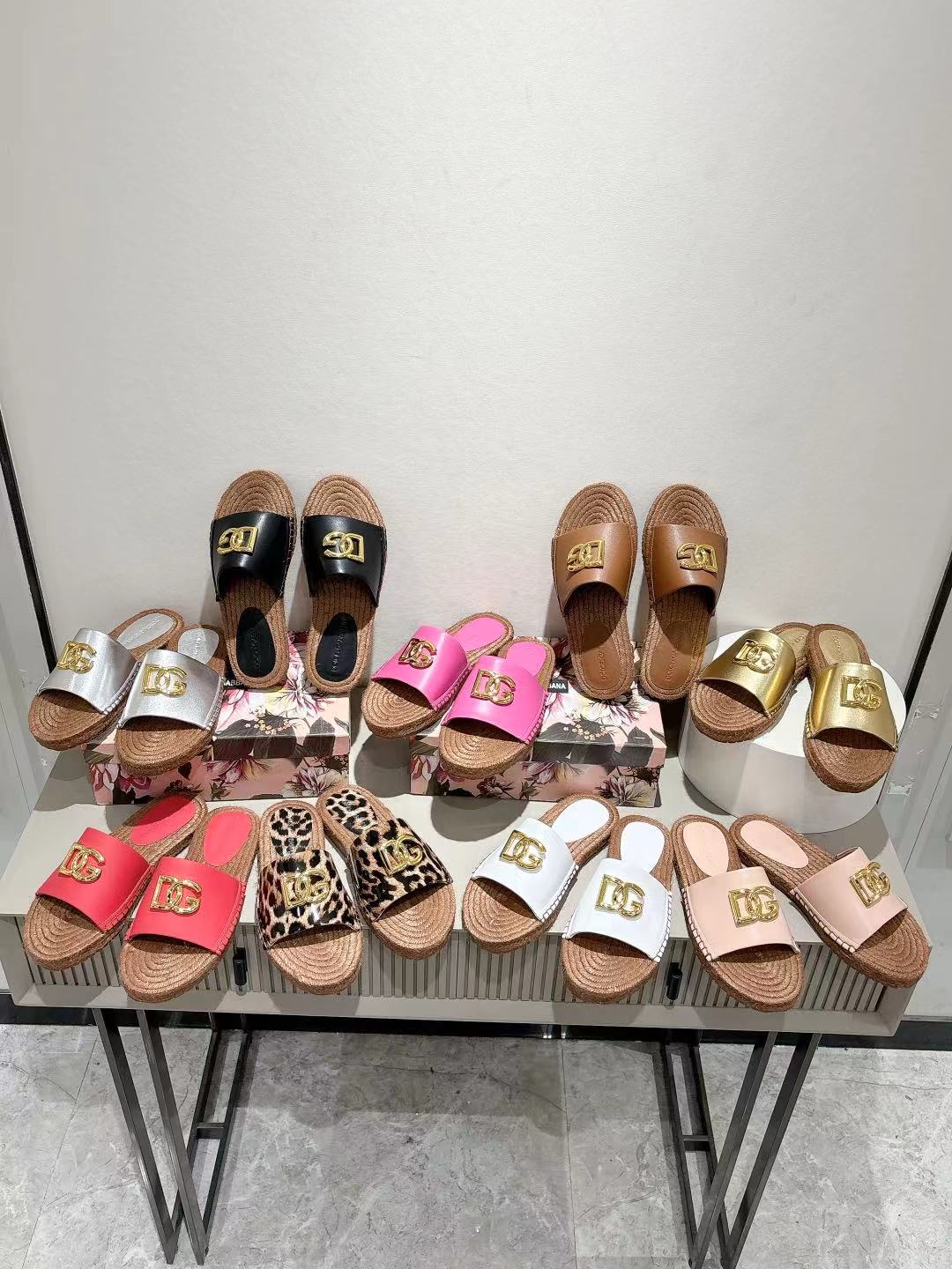 Dolce & Gabbana Woody Flat Logo Ribbon Slide Sandals