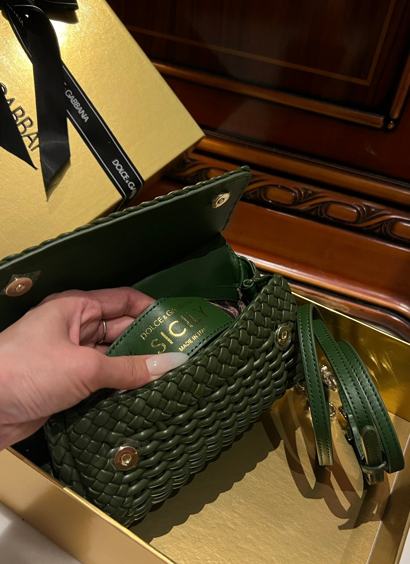 Dolce & Gabbana Dolce & Gabbana Micro Sicily 62 Tote Bag | Red | FARFETCH IL