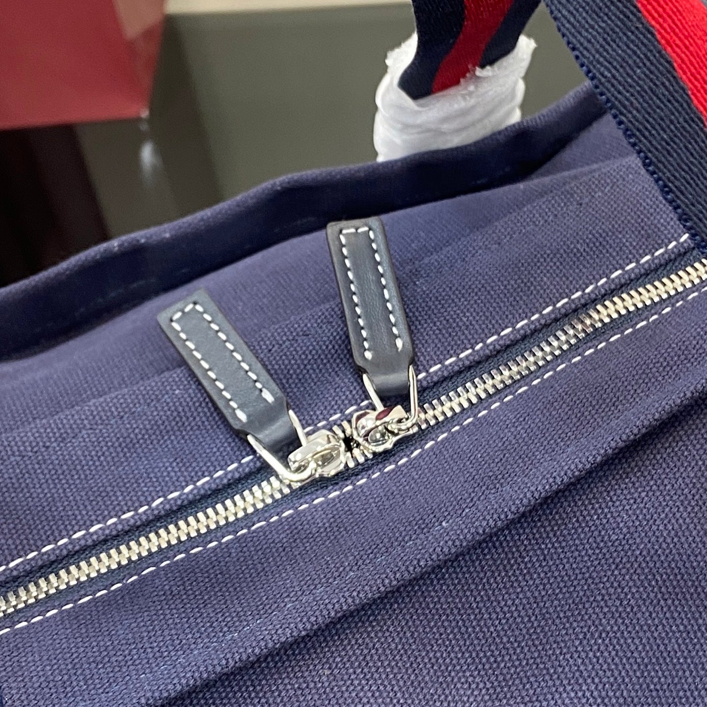 Gucci Printed Canvas Large Tote Bag