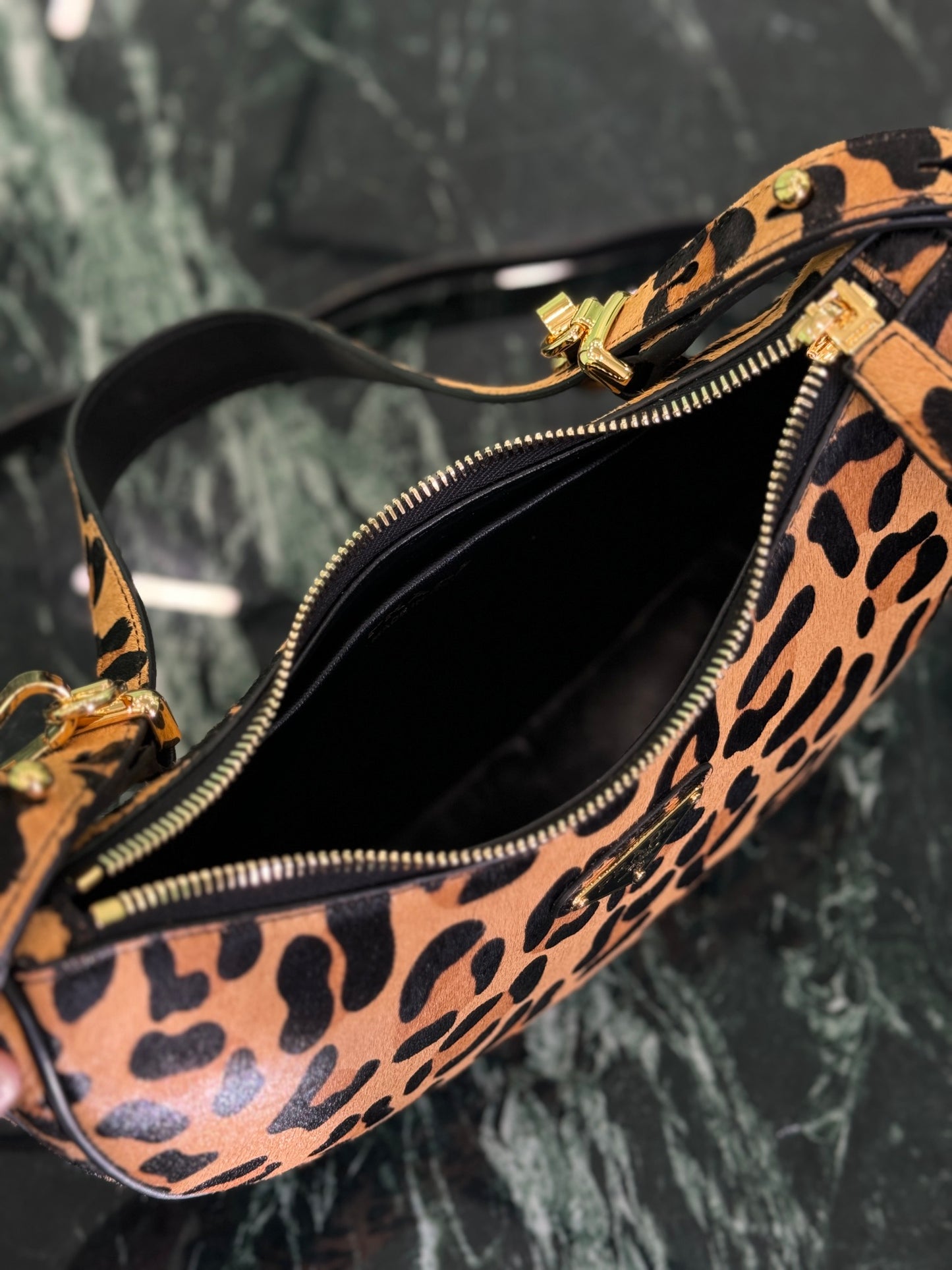 Prada Elegance En Vogue Pouch