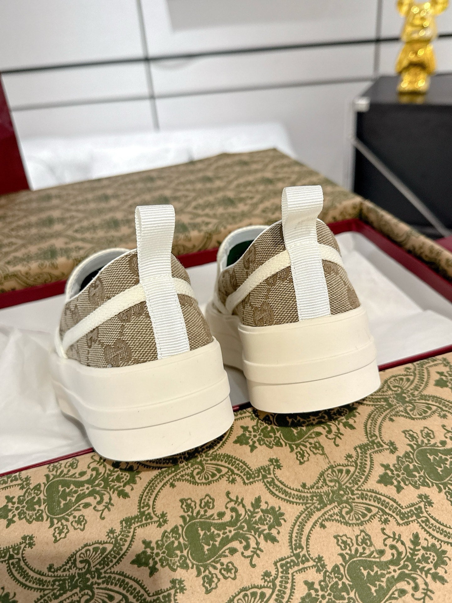 Gucci Women's slip-on sneaker