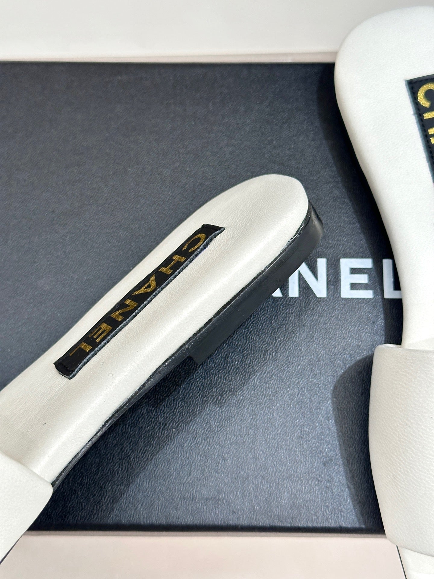 Chanel Elegant Daydream Sandals