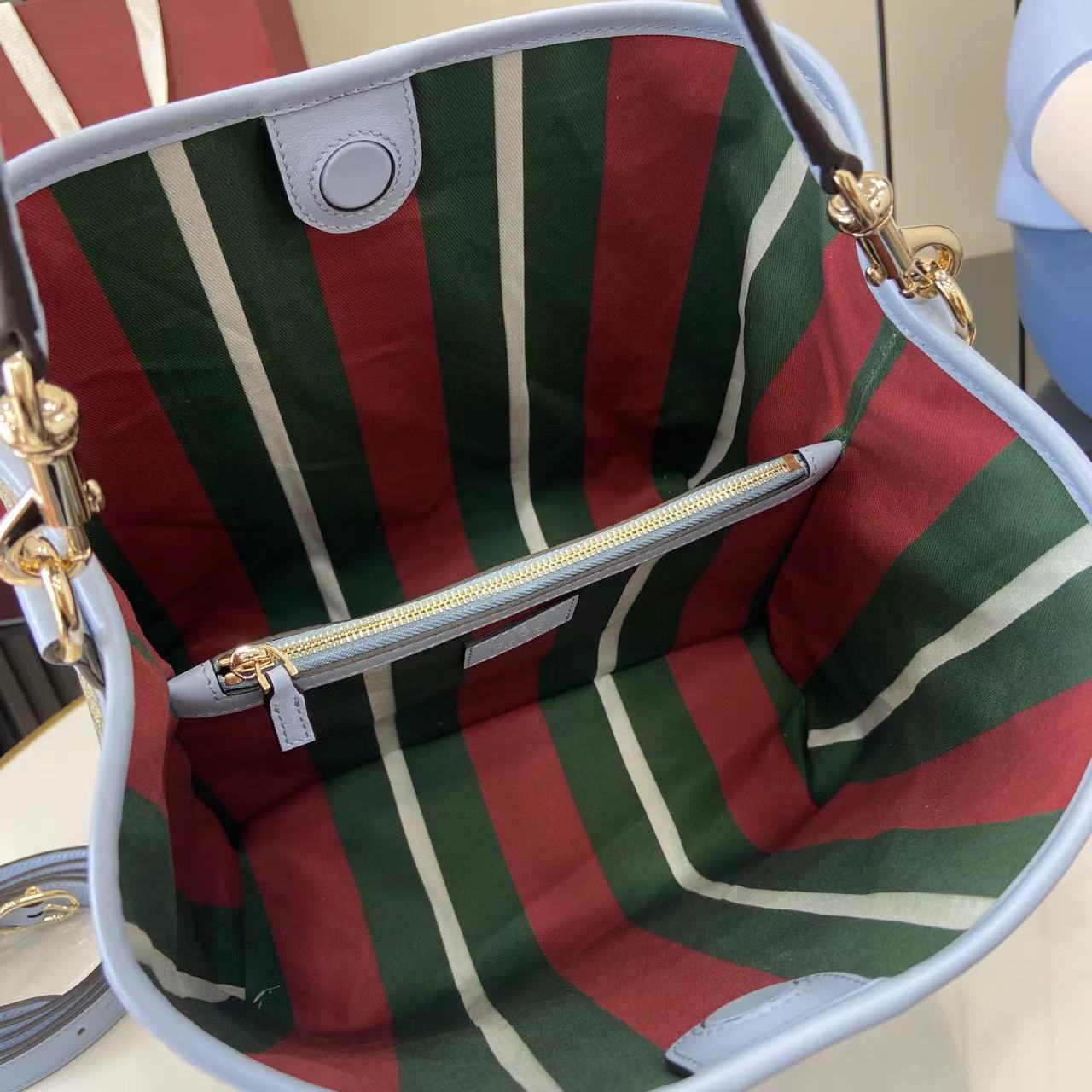 GG Emblem small Bucket Bag