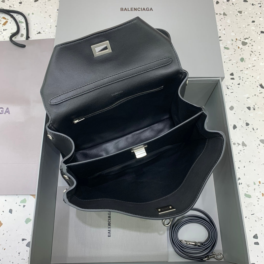 Balenciaga Elegant Daylong Crossbody Bag