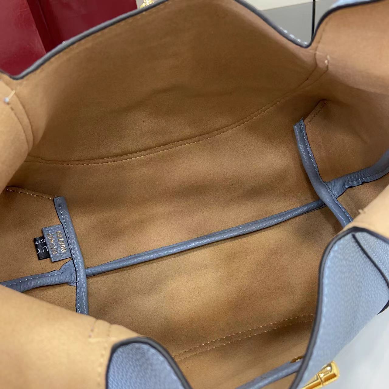 Gucci Softbit Medium Top Handle Bag