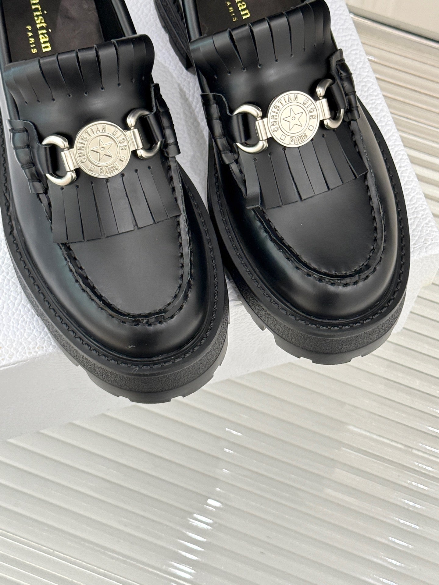 Dior Stuart Weitzman Mila Lift Pearl Leather Loafers | White | FARFETCH BH