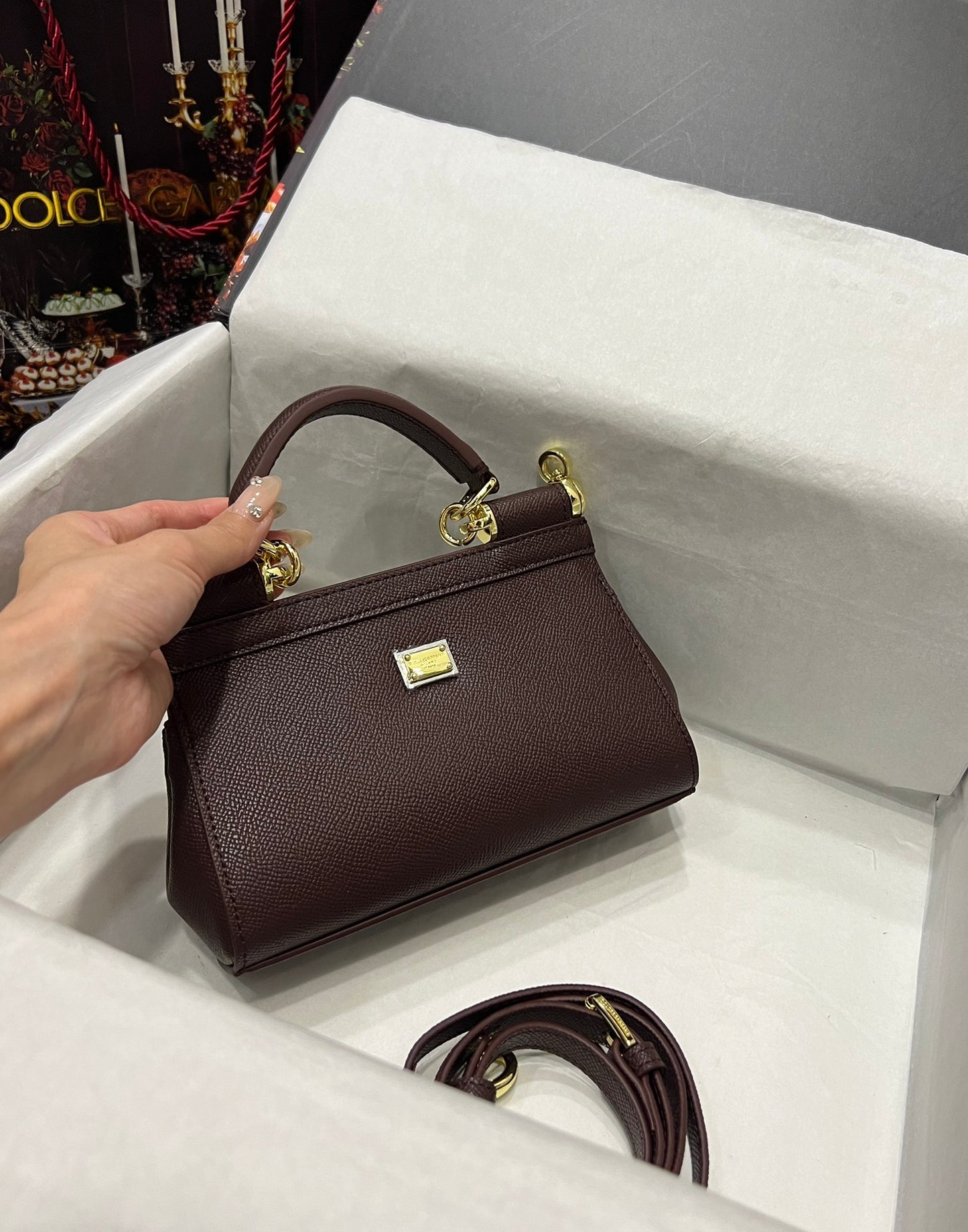 Dolce & Gabbana Dolce & Gabbana Small Sicily Shoulder Bag | Red | FARFETCH OM