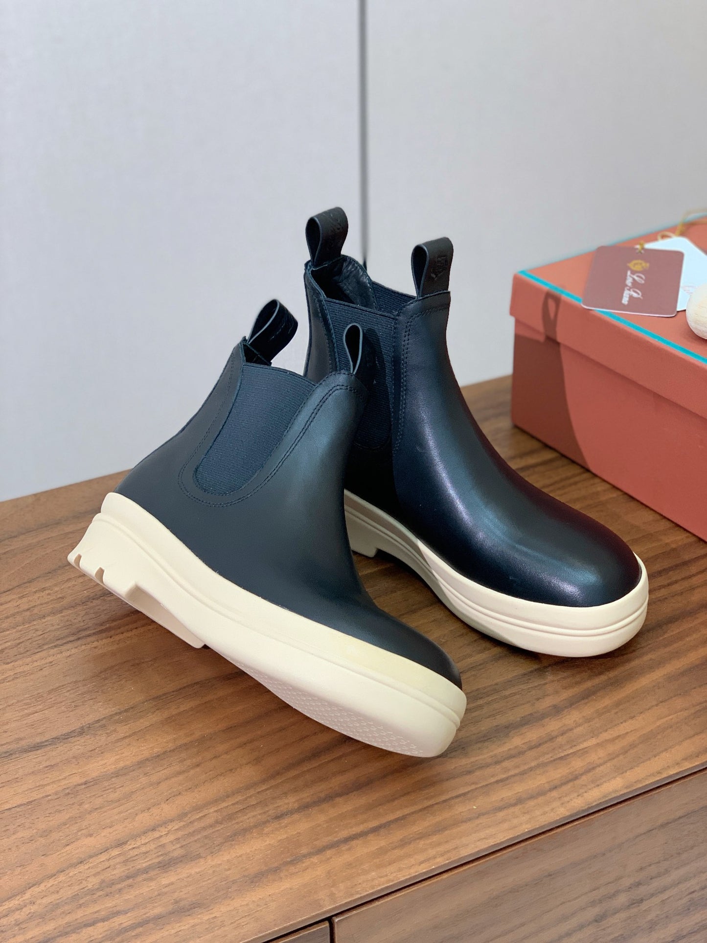 Loro Piana Lakeside leather Chelsea boots