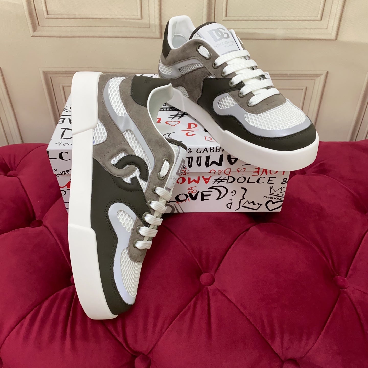 Dolce & Gabbana White & Gray Streetball Sneakers