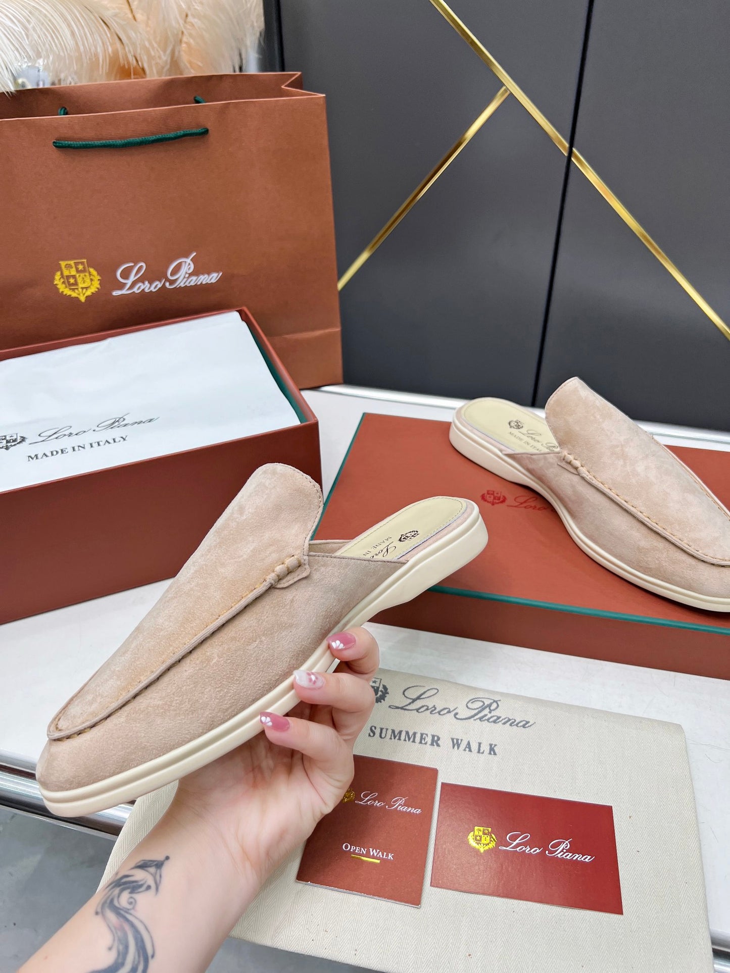 Loro Piana Elegant Stroll Slipper