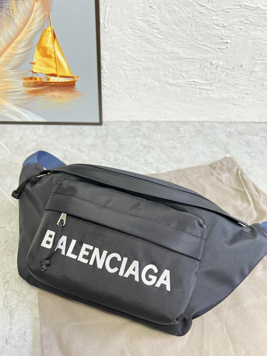 Balenciaga Alpine Adventure Beltpack
