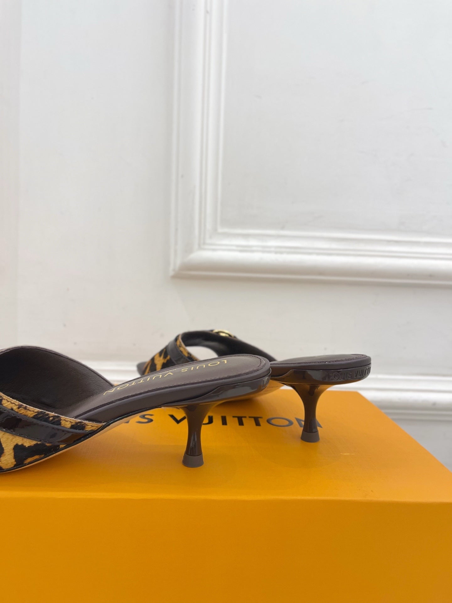 Louis Vuitton Glamour Stroll Sandals