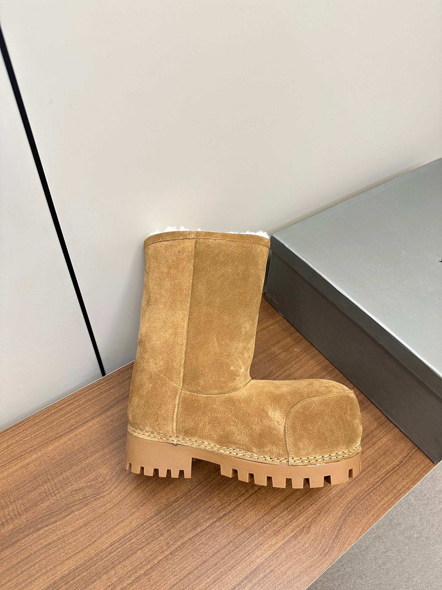 Balenciaga Timeless Elegance Leather Card Holder