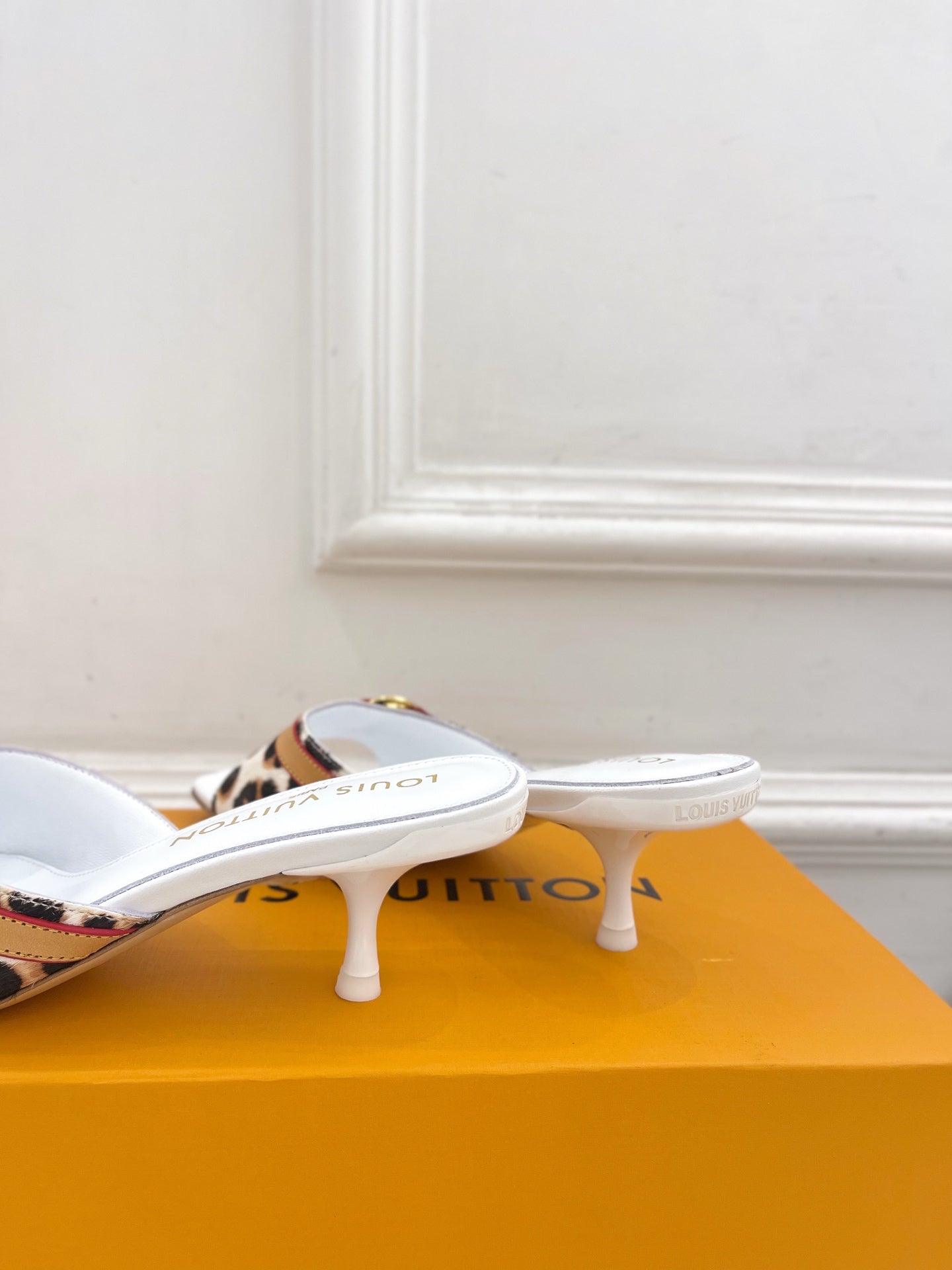 Louis Vuitton Glamour Stroll Sandals