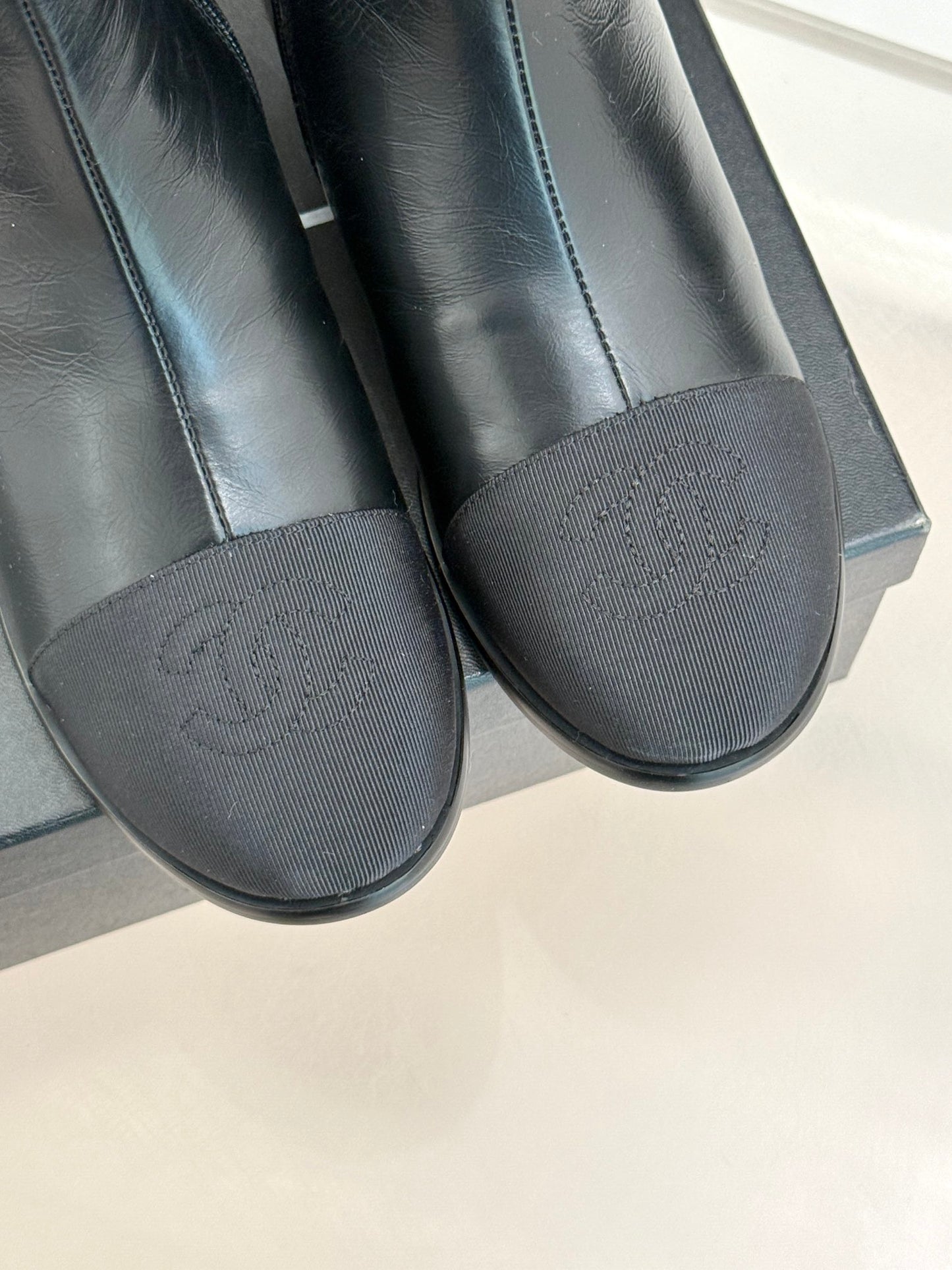 Chanel Bold Shearling & Amp; Suede Over-The-Knee Boots