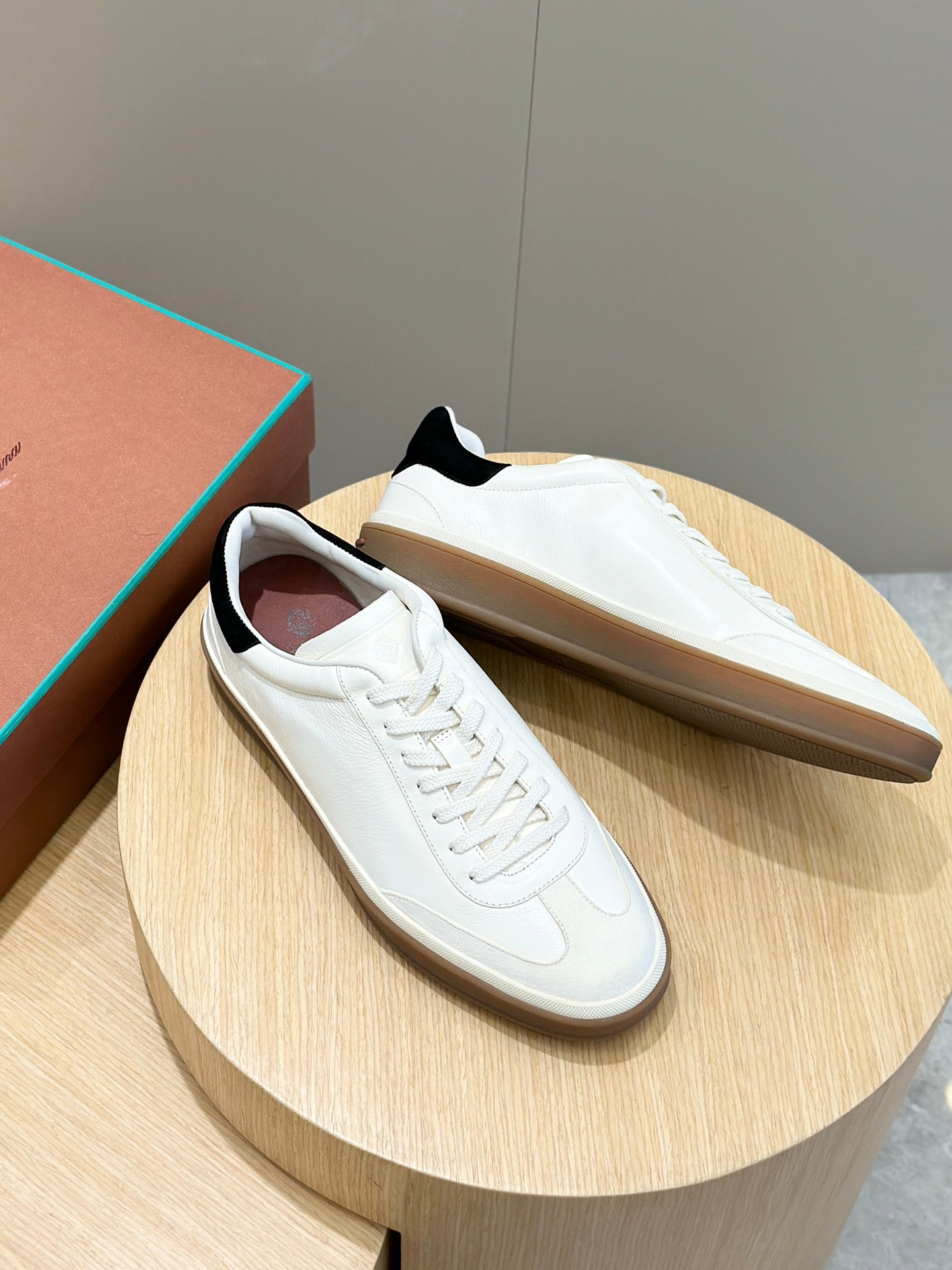 Loro Piana Elegant Stroll Sneakers