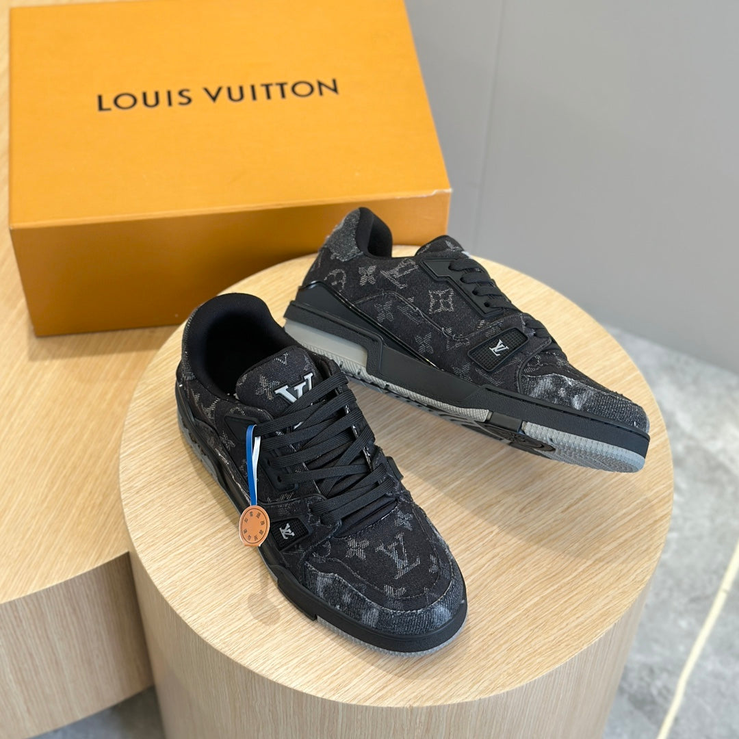 Louis Vuitton Blue & Purple Elegance Trainers