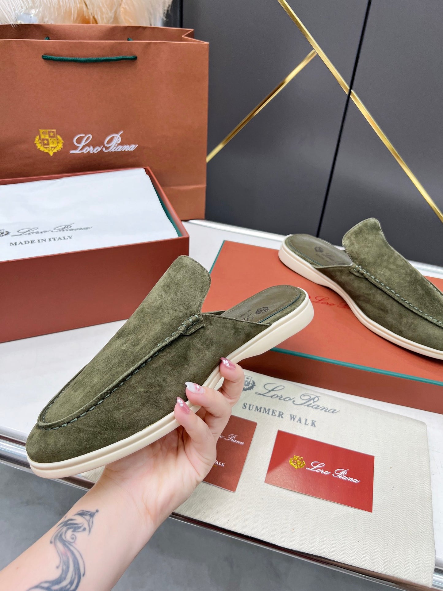 Loro Piana Elegant Stroll Slipper