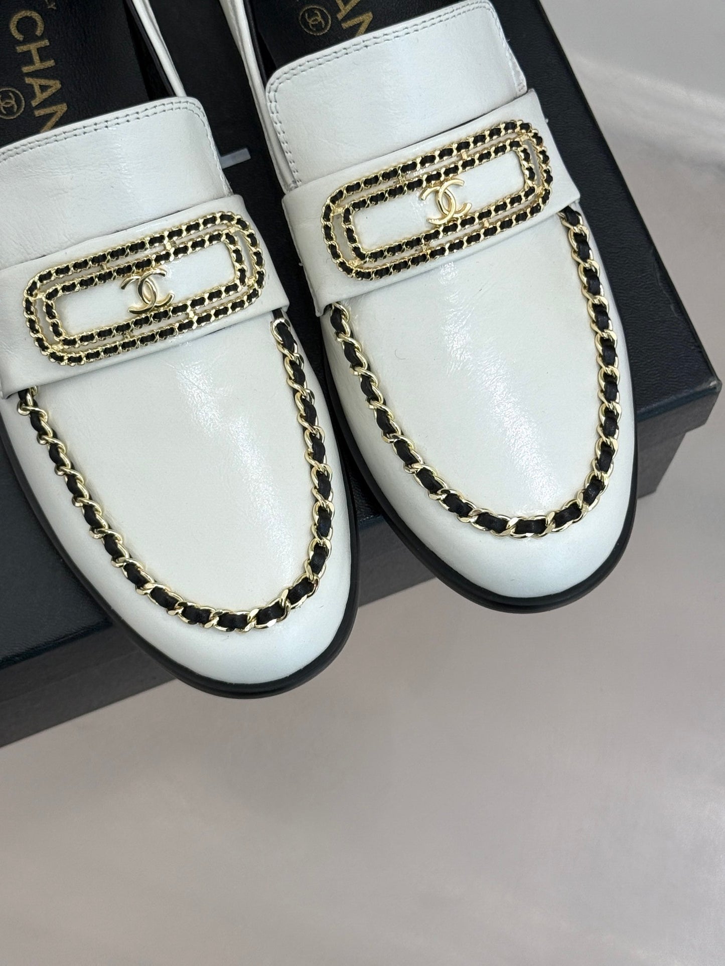 Chanel Elegant Everyday Ballet Flats