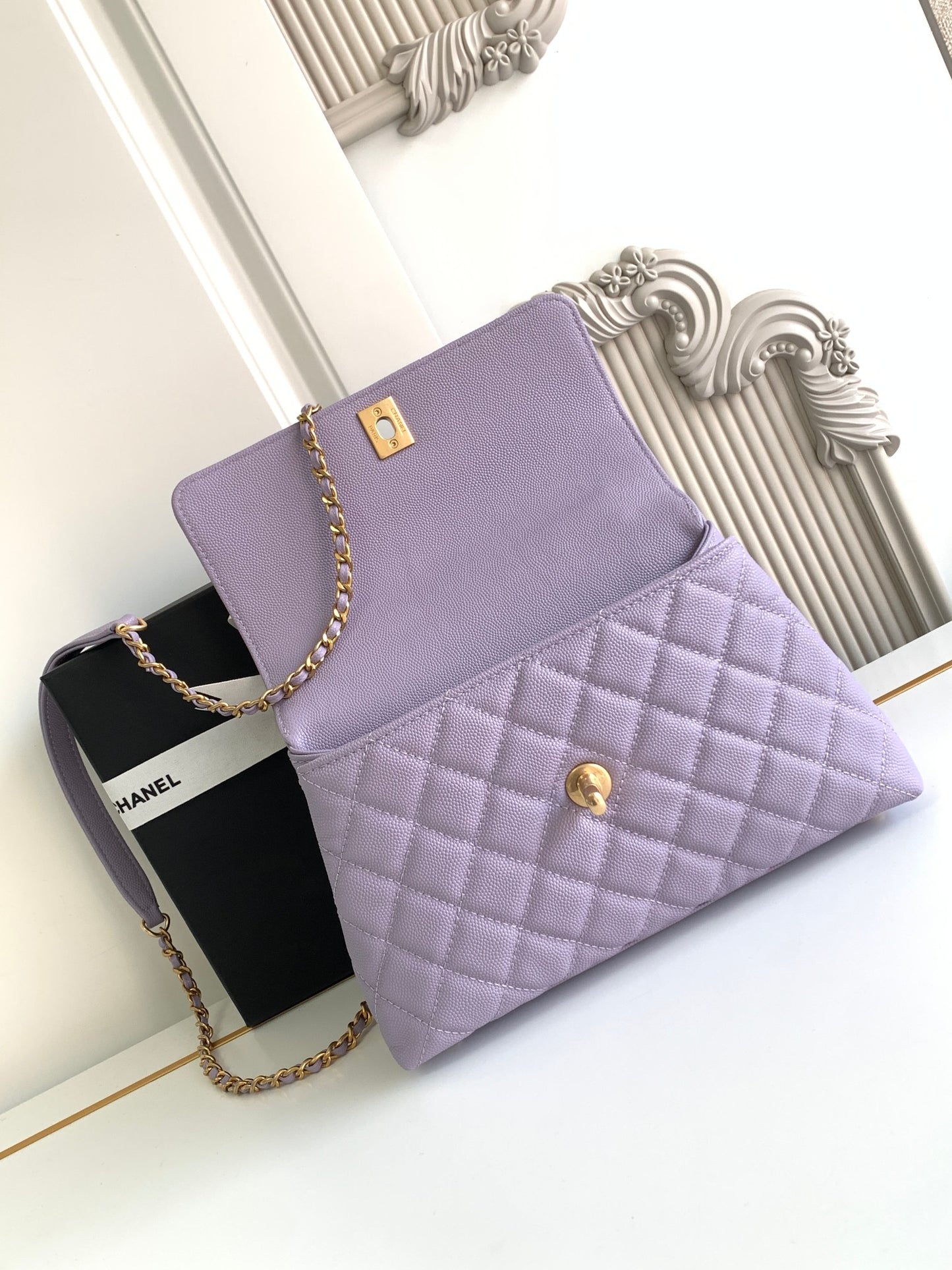 Chanel Elegant Lambskin Shoulder Bag