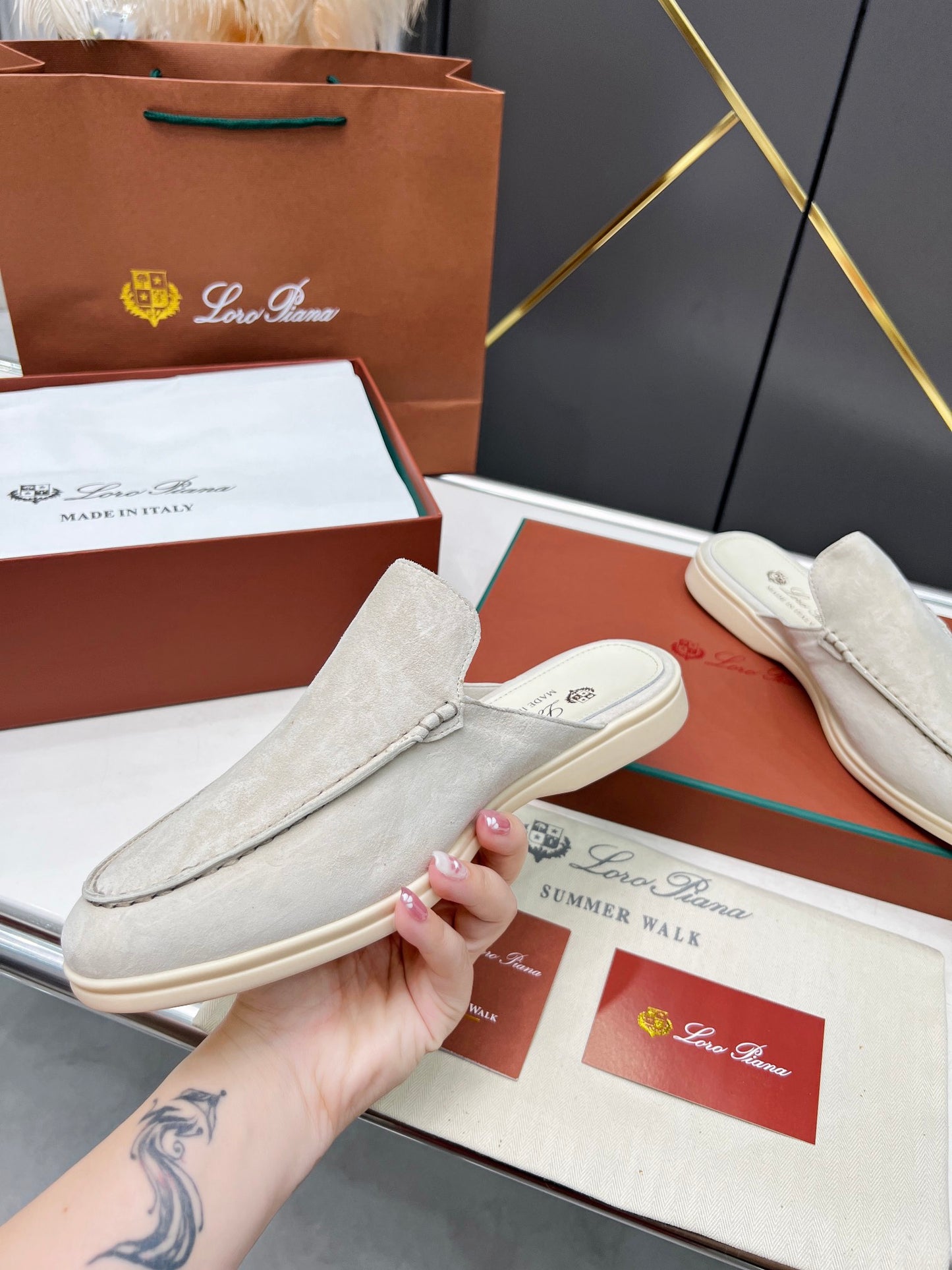 Loro Piana Elegant Stroll Slipper