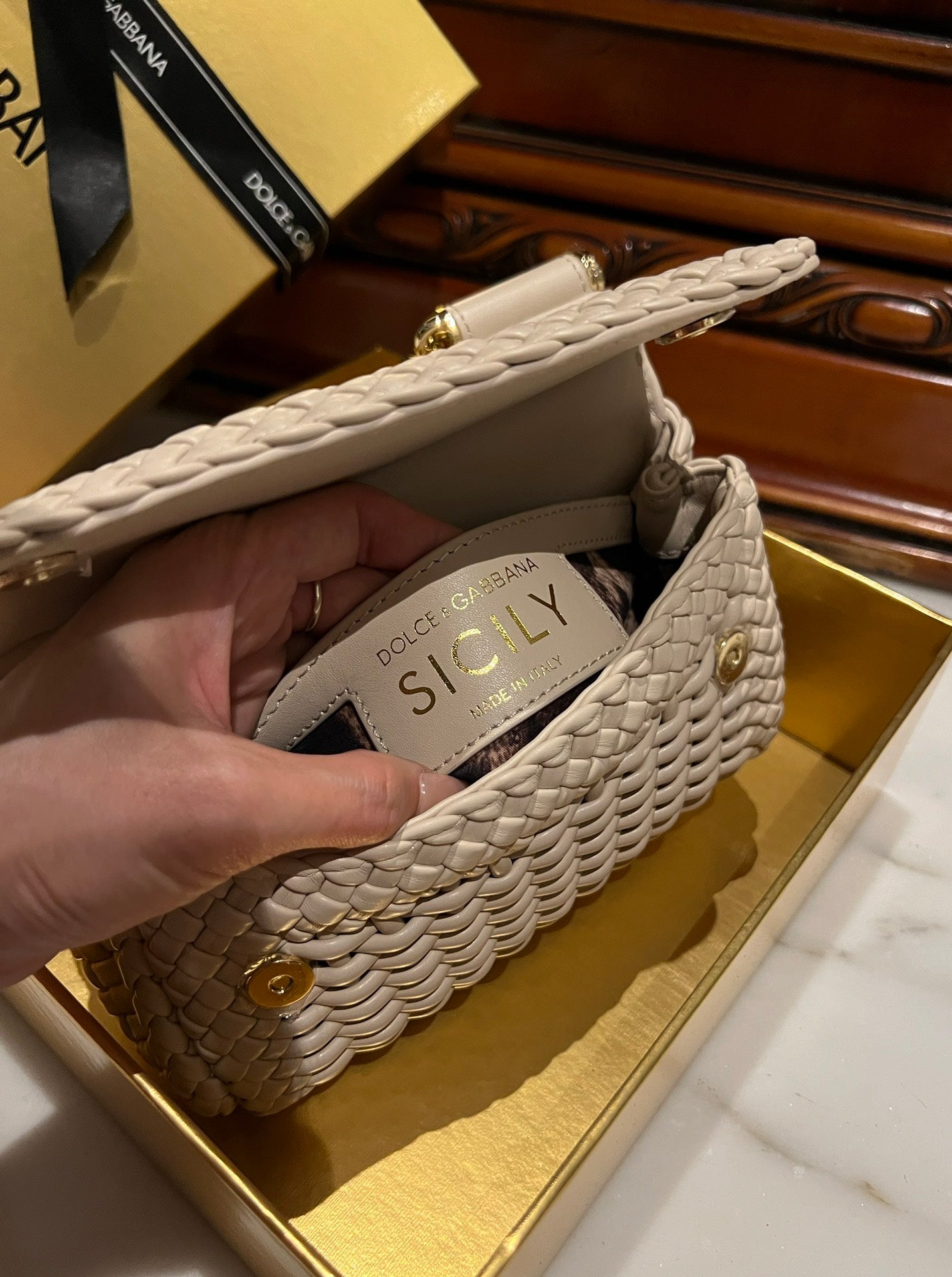 Dolce & Gabbana Dolce & Gabbana Micro Sicily 62 Tote Bag | Red | FARFETCH IL