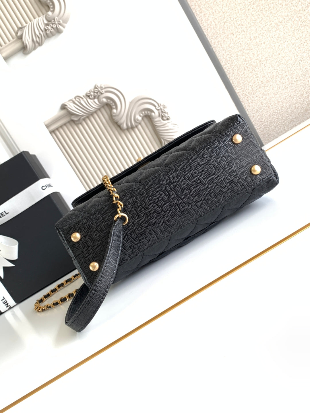 Chanel Elegant Lambskin Shoulder Bag