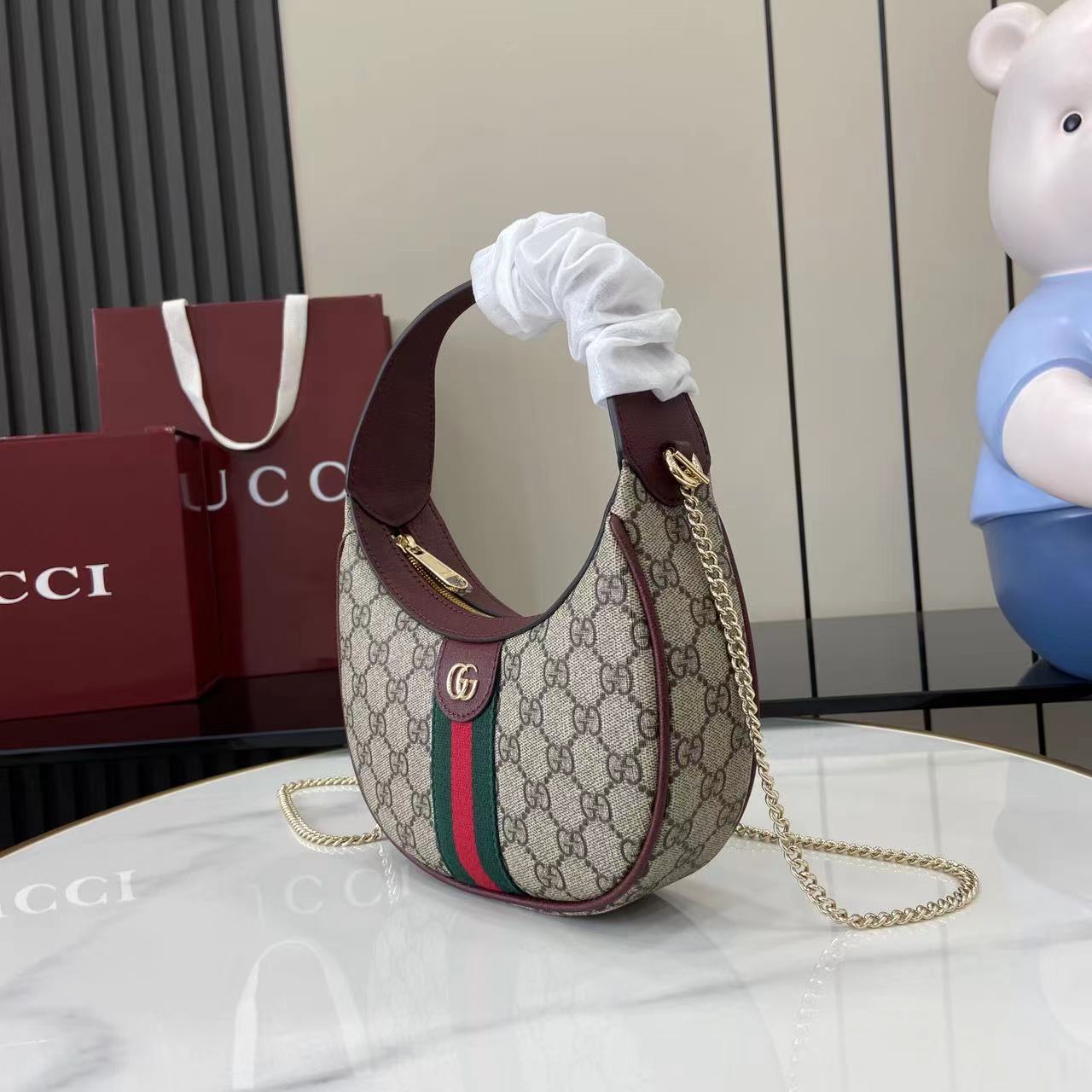 Gucci Ophidia Small Shoulder Bag