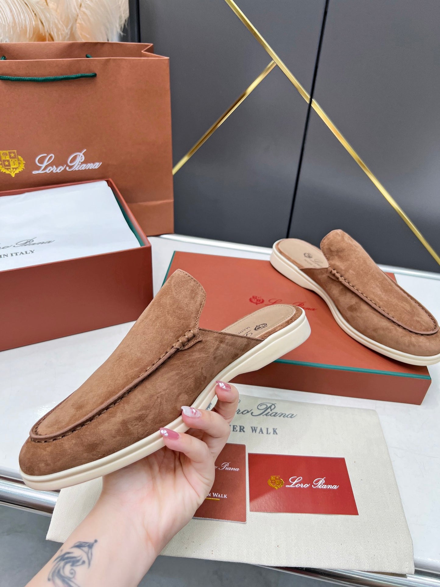 Loro Piana Elegant Stroll Slipper