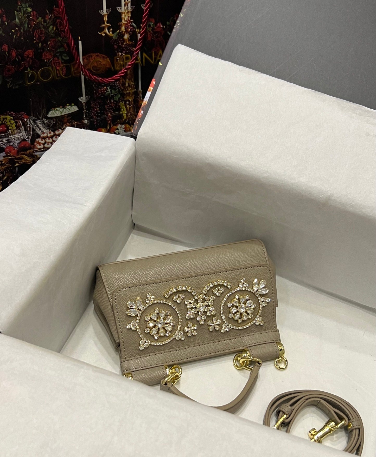 Dolce & Gabbana Dolce & Gabbana Small Sicily Shoulder Bag | Red | FARFETCH OM