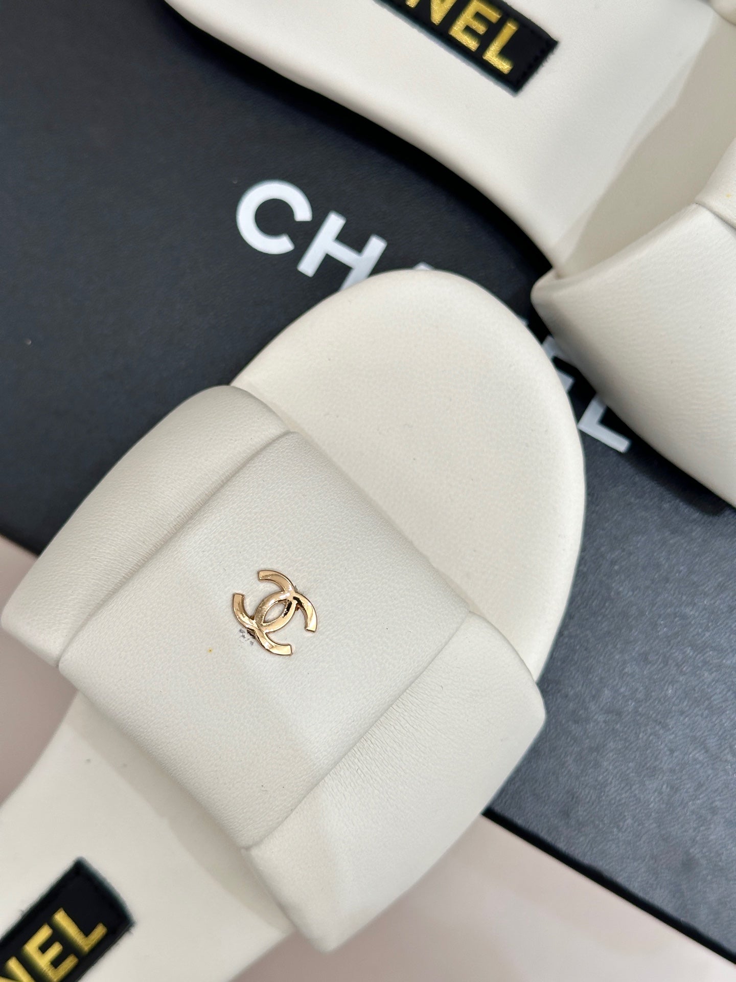 Chanel Elegant Daydream Sandals