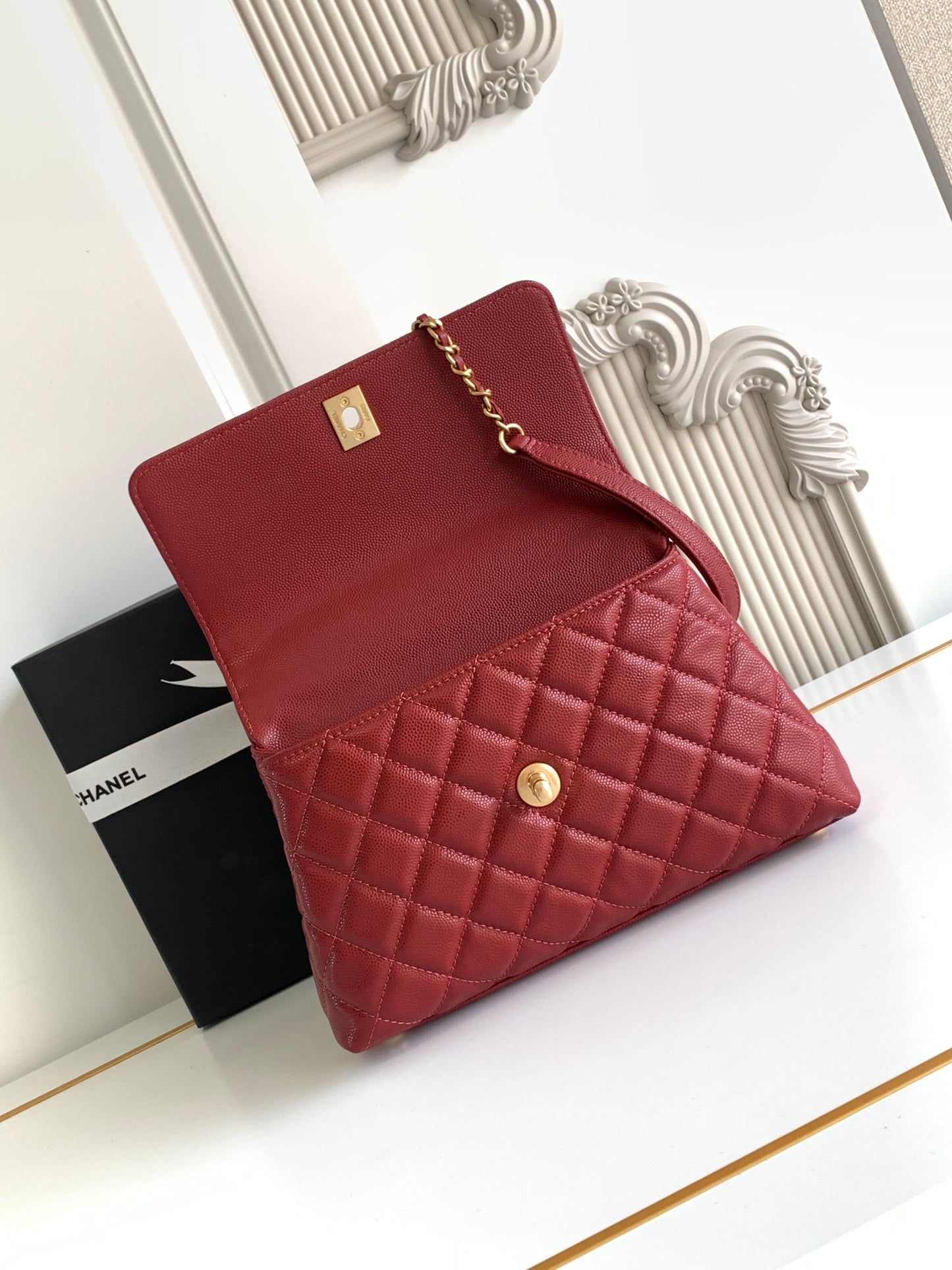 Chanel Elegant Lambskin Shoulder Bag